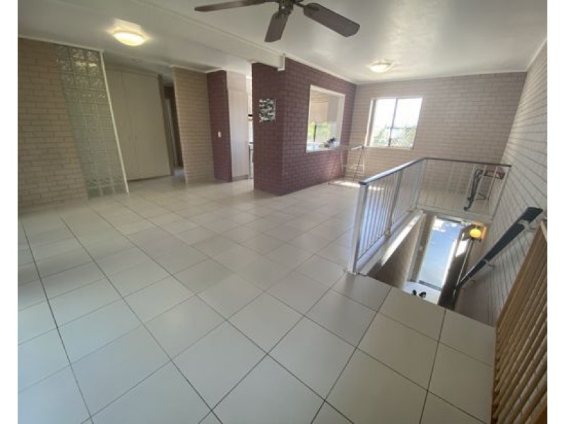 1/32 Cronulla Avenue, Mermaid Beach QLD 4218