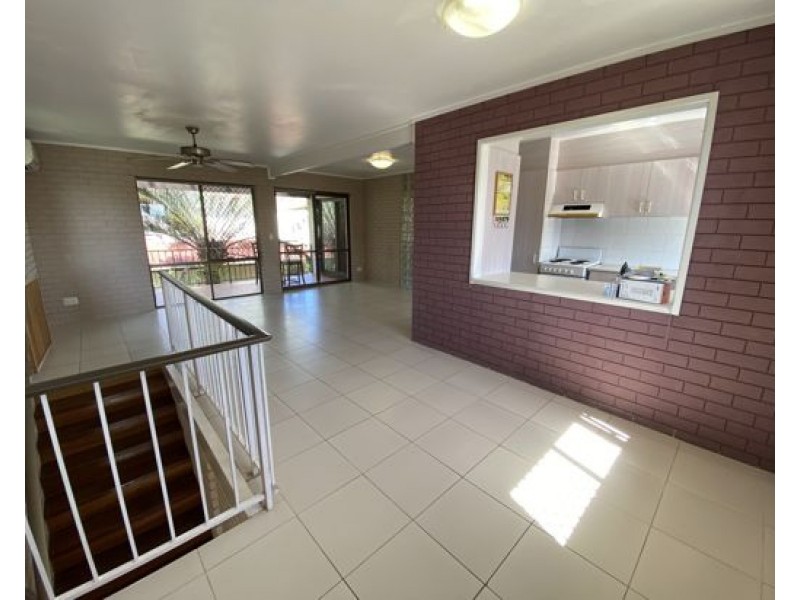 1/32 Cronulla Avenue, Mermaid Beach QLD 4218
