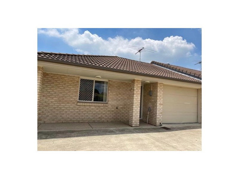 1/8 Rosegum Pl, Redbank Plains QLD 4301