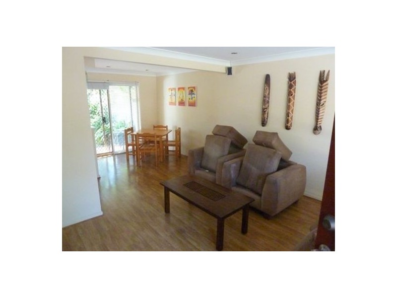 42 42 /75 Brown Street, Labrador QLD 4215
