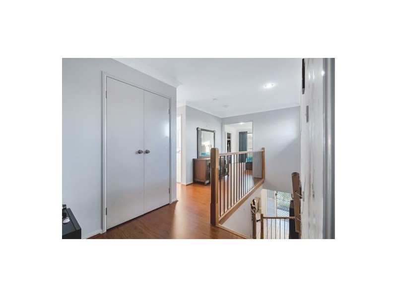 2/2 Redstart Street, Upper Coomera QLD 4209