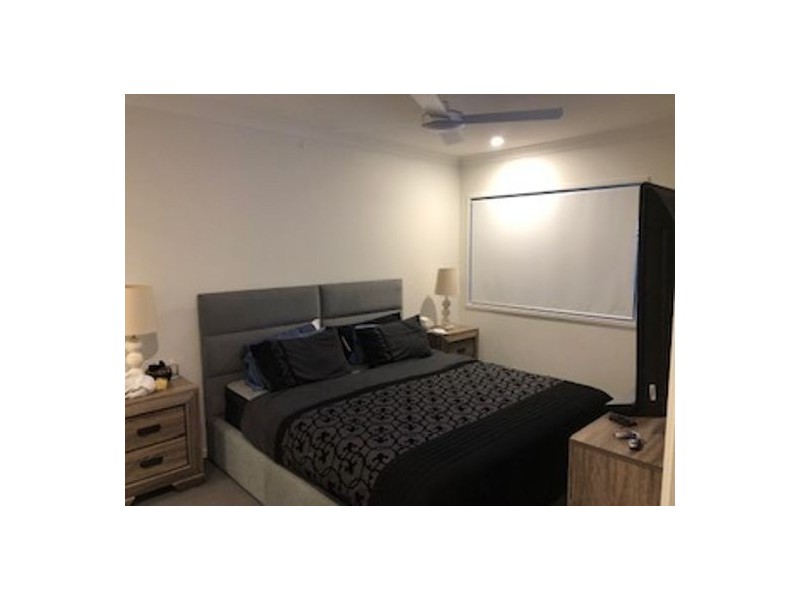 80 20 Salisbury Street, Redland Bay QLD 4165