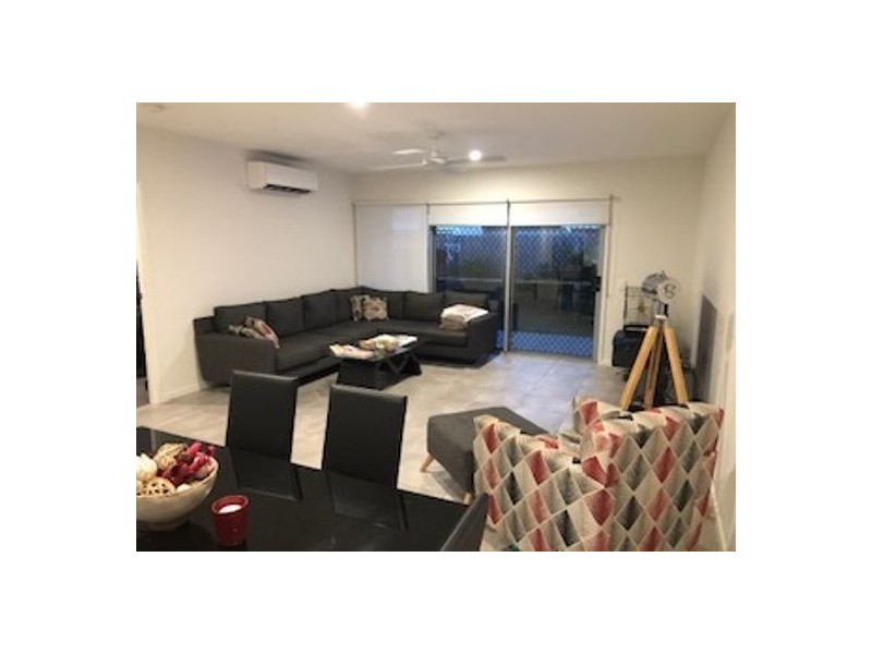 80 20 Salisbury Street, Redland Bay QLD 4165