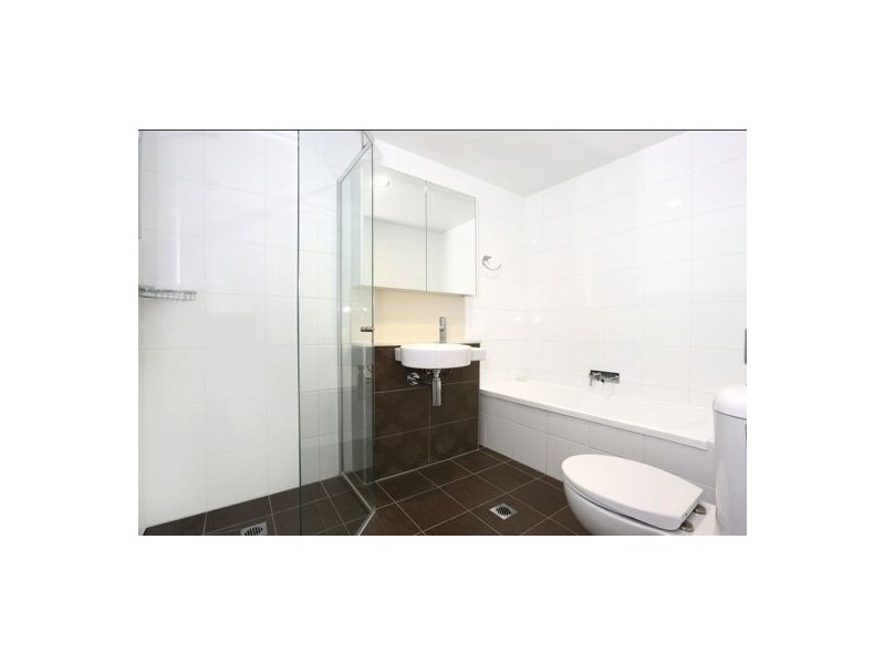 720/6 AQUA ST, Southport QLD 4215