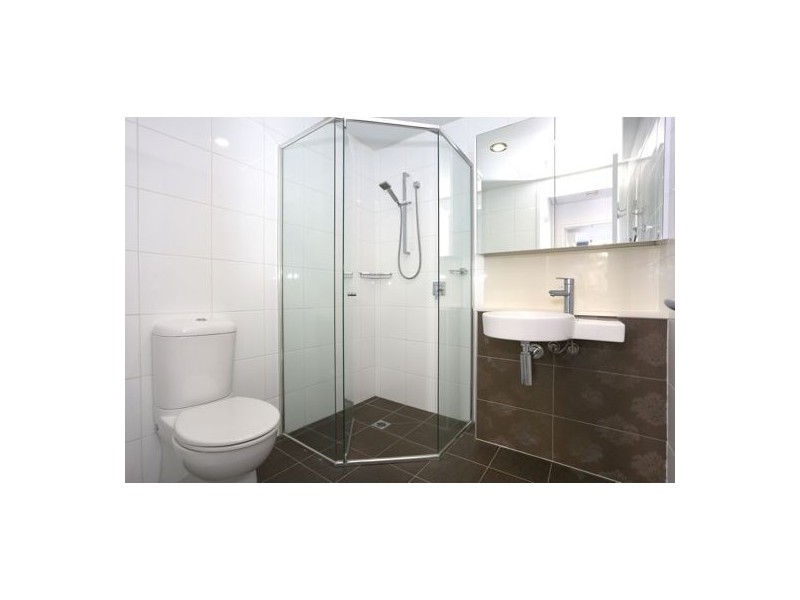 720/6 AQUA ST, Southport QLD 4215