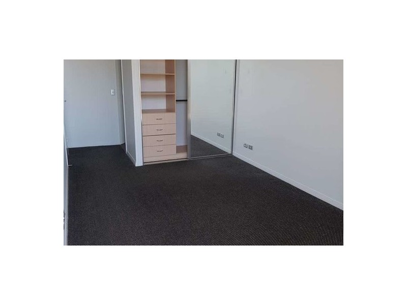 720/6 AQUA ST, Southport QLD 4215