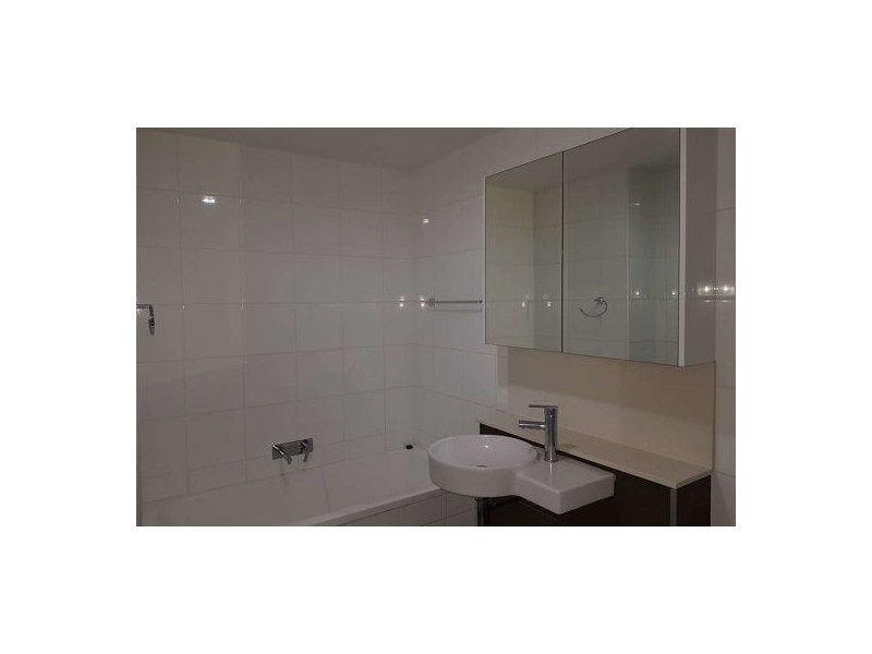 720/6 AQUA ST, Southport QLD 4215