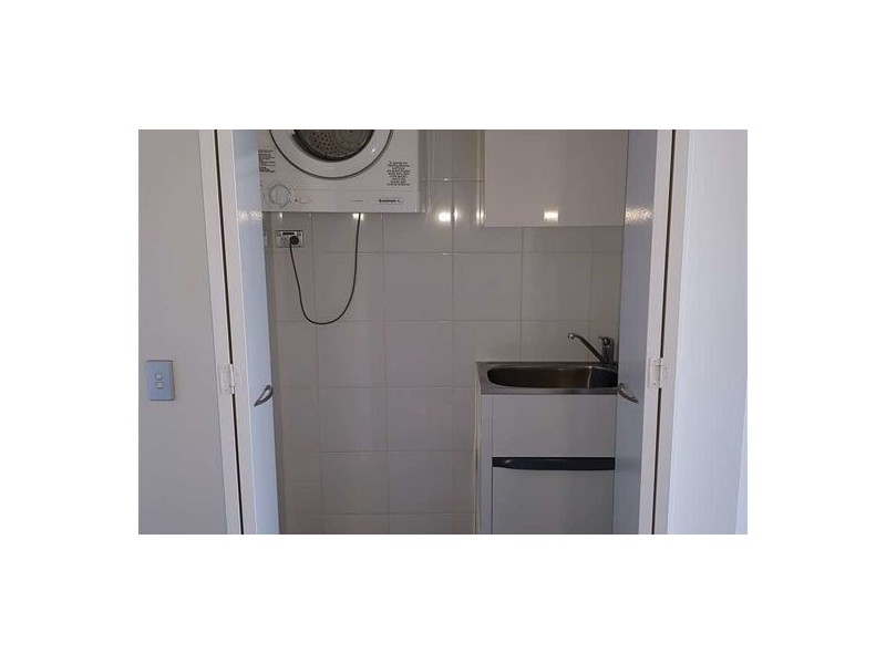 720/6 AQUA ST, Southport QLD 4215