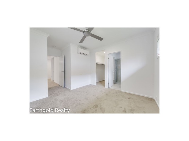 24 Atlantic Place, Pallara QLD 4110