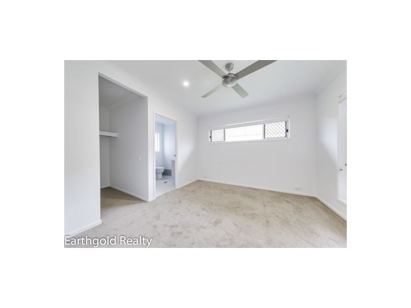 24 Atlantic Place, Pallara QLD 4110