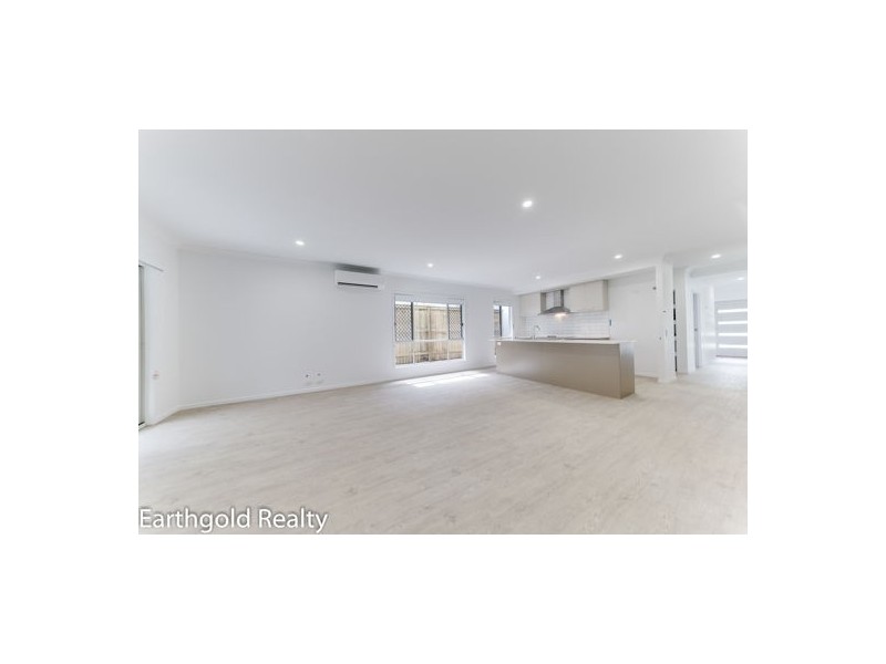 24 Atlantic Place, Pallara QLD 4110