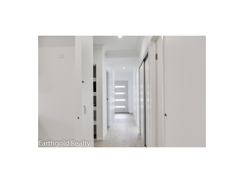 24 Atlantic Place, Pallara QLD 4110