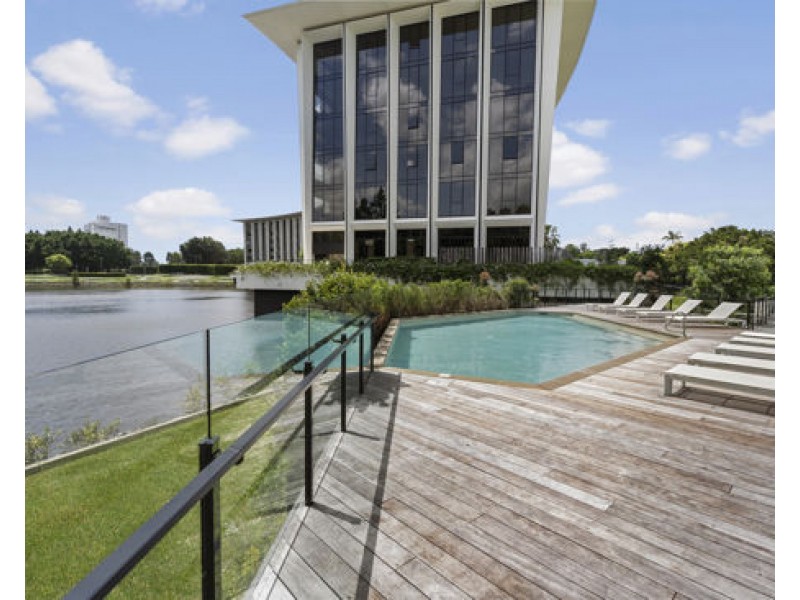 305A/1 The Concourse Street, Benowa QLD 4217