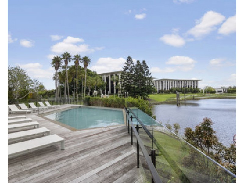 305A/1 The Concourse Street, Benowa QLD 4217