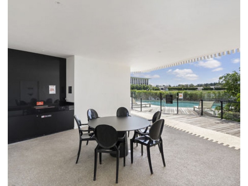 305A/1 The Concourse Street, Benowa QLD 4217