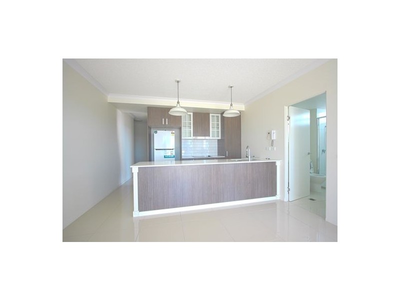 607/8 Waverley Street, Southport QLD 4215