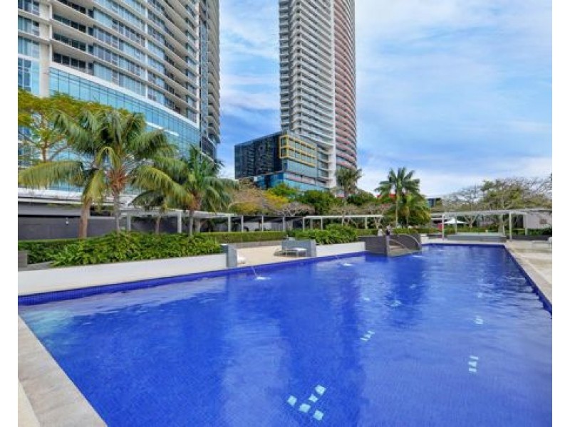 1094 56 Scarborough Street, Southport QLD 4215