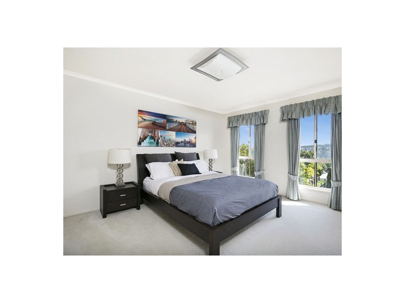 21 Conifer Street, Carindale QLD 4152