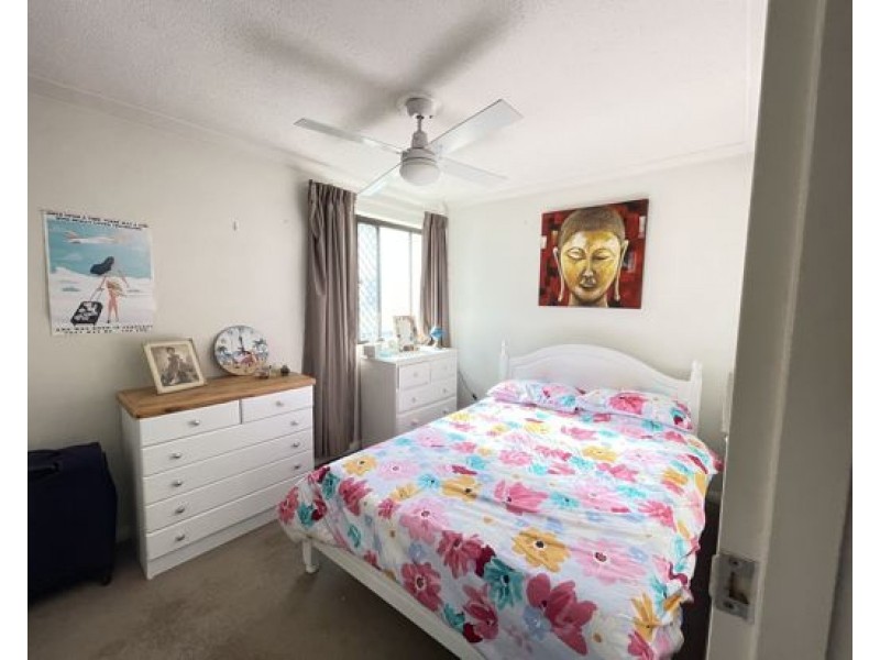 17/111 Markeri Street, Mermaid Waters QLD 4218