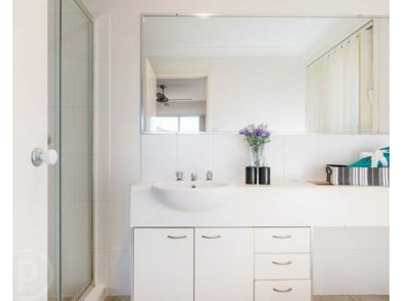 4 Mead Place, Calamvale QLD 4116