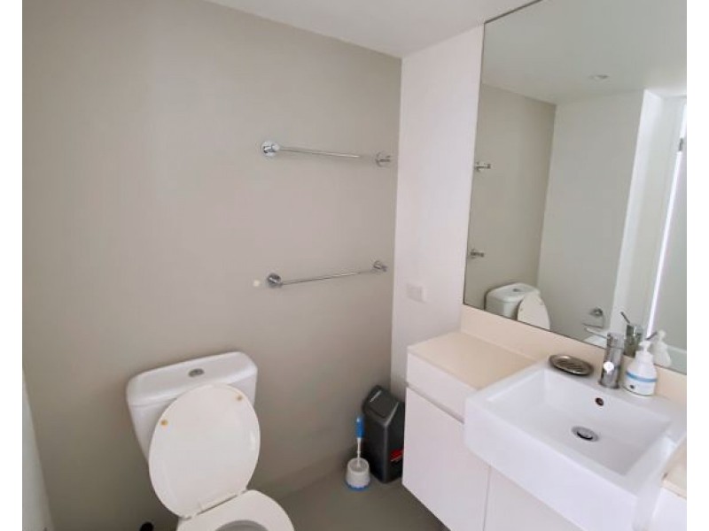 22701/5 Lawson Street, Southport QLD 4215
