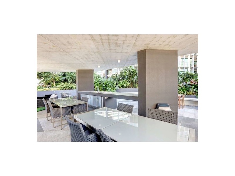 30 Festival Place, Newstead QLD 4006