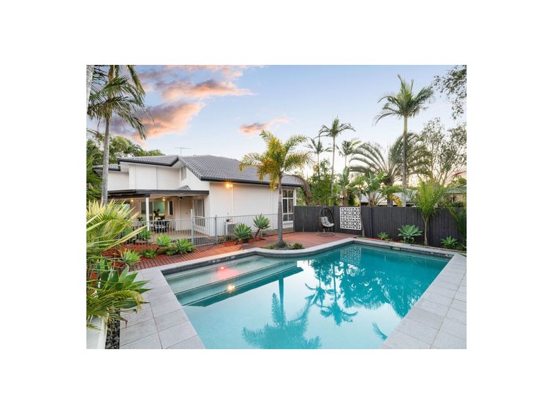 1 Ellesmere Place, Parkinson QLD 4115