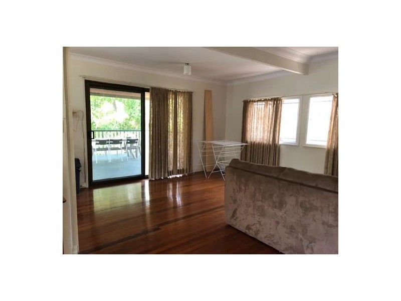 74 dell road, St Lucia QLD 4067