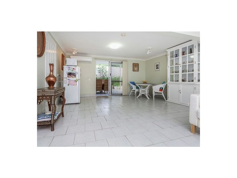 2 Hoffman Street, Mcdowall QLD 4053