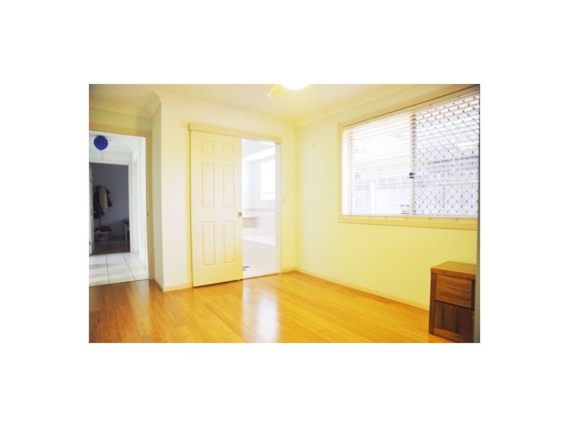 18 Bellflower Place, Calamvale QLD 4116