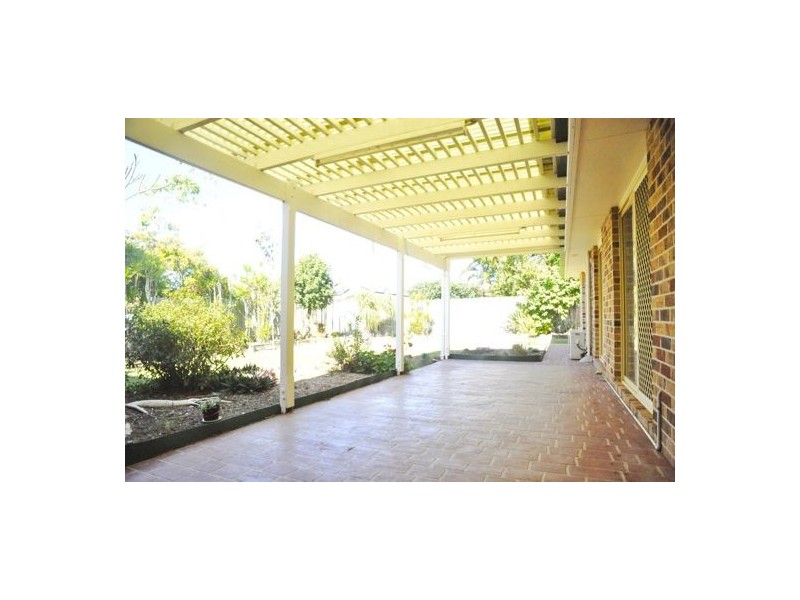 18 Bellflower Place, Calamvale QLD 4116