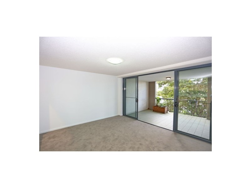 43/7 landsborough tce, Toowong QLD 4066