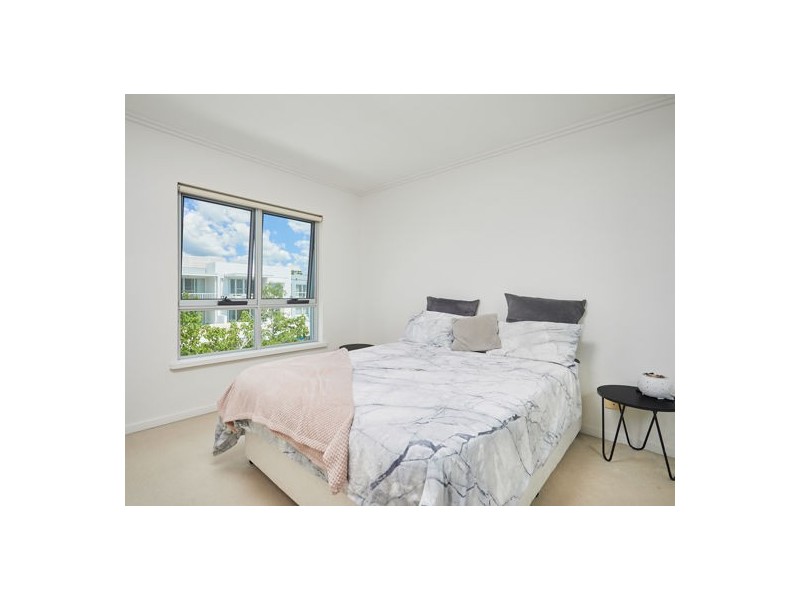 24 1 Arbour Ave, Robina QLD 4226