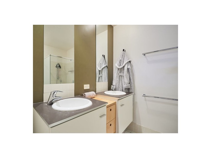 24 1 Arbour Ave, Robina QLD 4226
