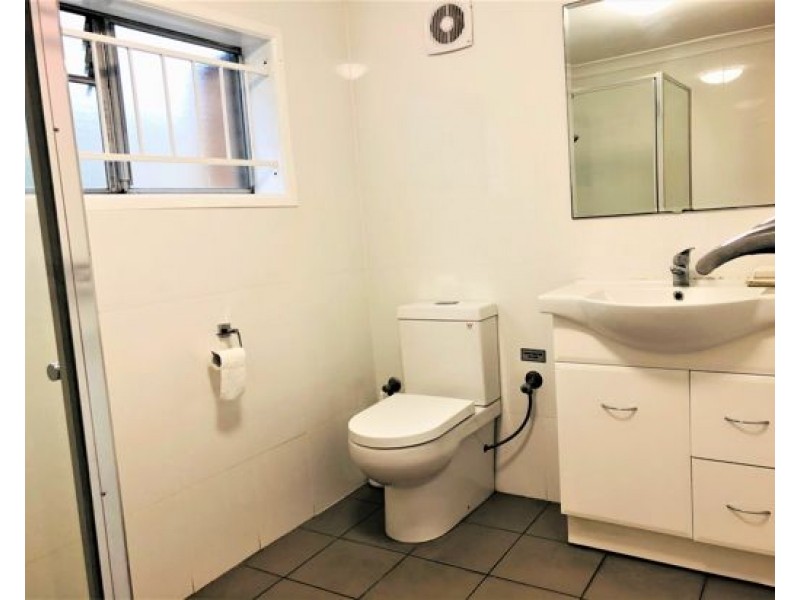 5C Darlington Street,, Macgregor QLD 4109