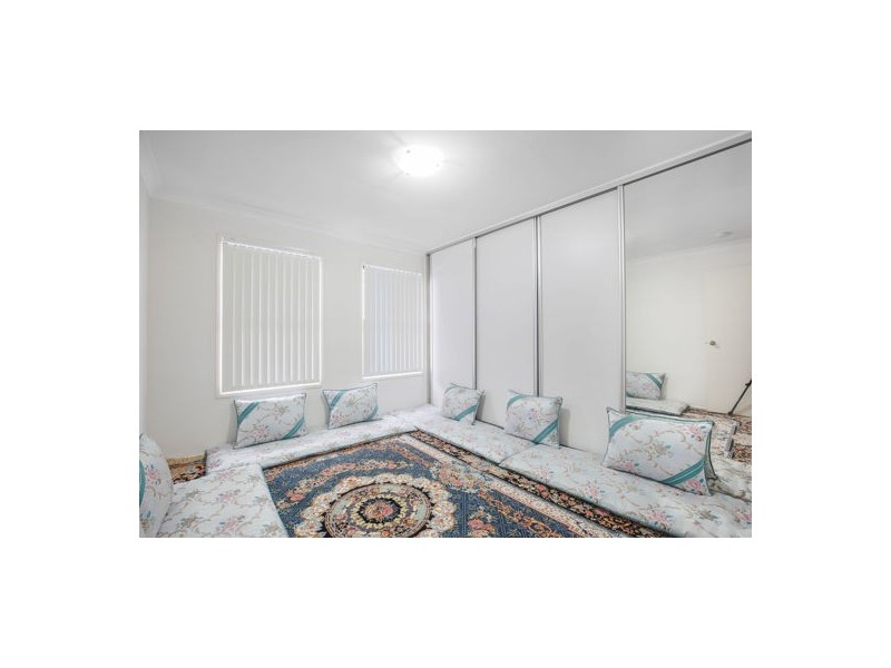 34 11 Portia St, Kingston QLD 4114