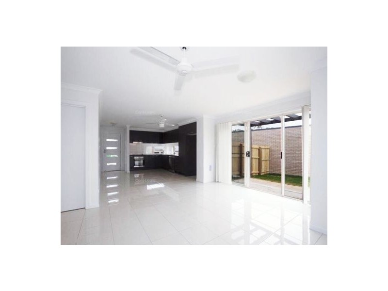 11 Gideon Gardens, Pimpama QLD 4209