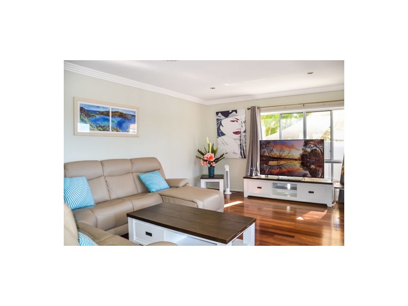 52 Buccaneer Way, Coomera Waters QLD 4209