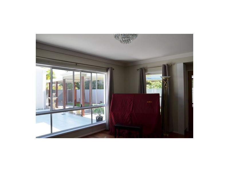 52 Buccaneer Way, Coomera Waters QLD 4209