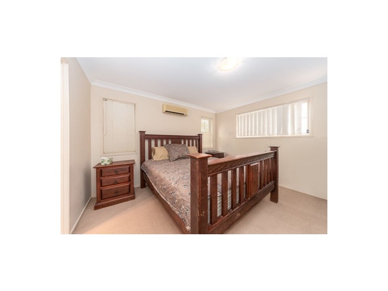 16 Oakridge Place, Molendinar QLD 4214
