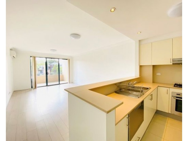17/2 Tavistock Road, Homebush West NSW 2140