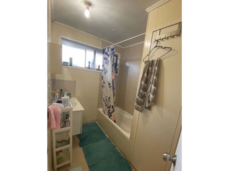 73 George Street, Pioneer QLD 4825