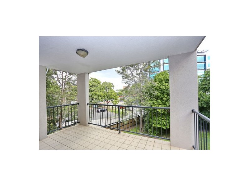 21/7 landsborough tce, Toowong QLD 4066