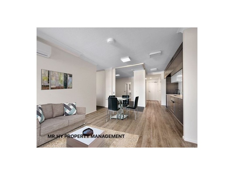 203 59-63 Latham Street, Chermside QLD 4032