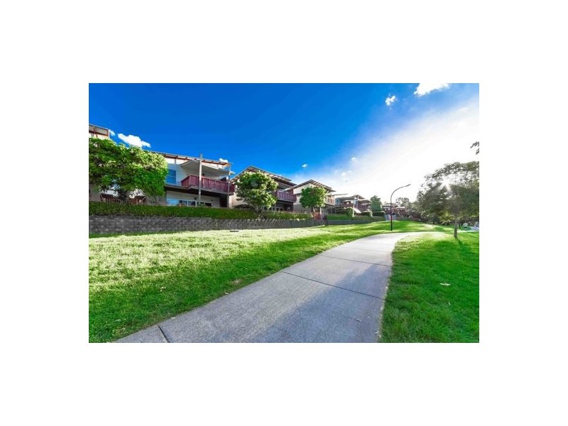 Unit 27/28 Amazons Place, Jindalee QLD 4074