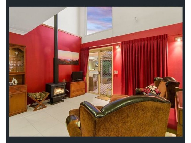 13 Parklane Place, Highland Park QLD 4211