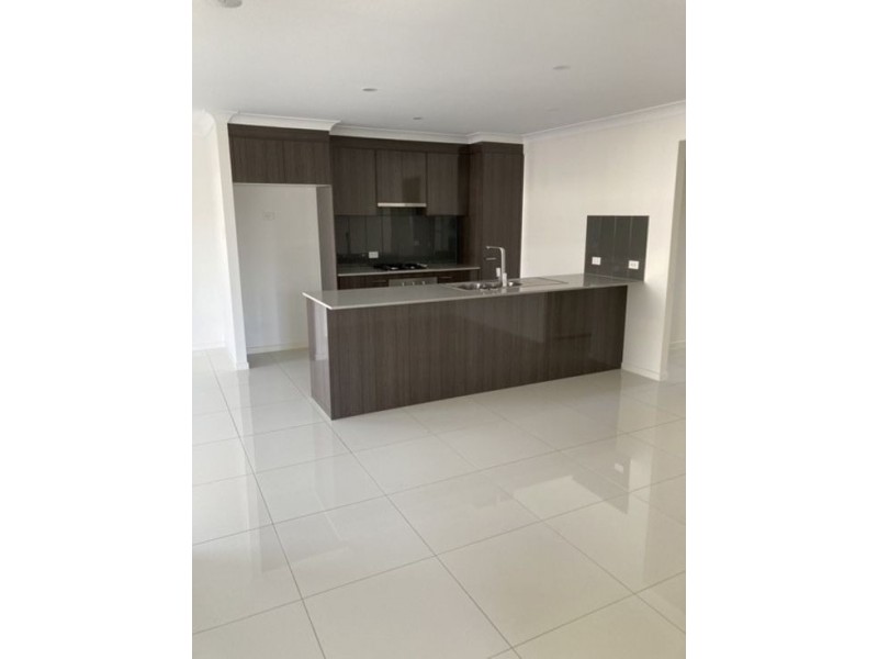 15 Altitude Drive, Pimpama QLD 4209