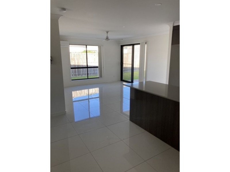 15 Altitude Drive, Pimpama QLD 4209