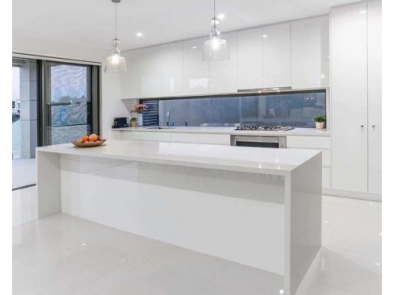 1010 Edgecliff drive, Hope Island QLD 4212