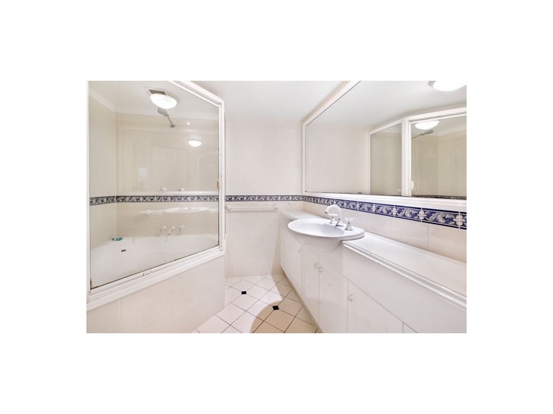 126 Old Burleigh Road, Broadbeach, Broadbeach QLD 4218
